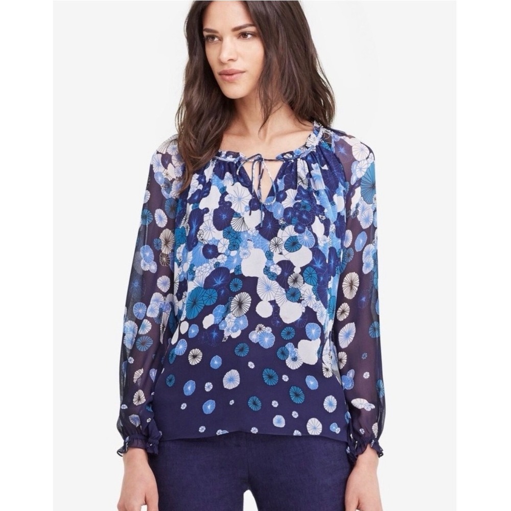 Diane von Furstenberg Silk Wynn Blouse Women 8 Blue Light Coastal Floral Chiffon